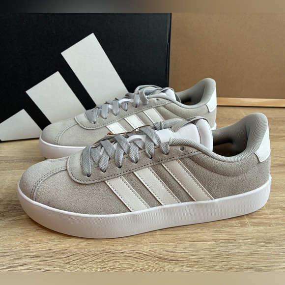 adidas Shoes - Adidas VL Court Sneakers Women 7.5